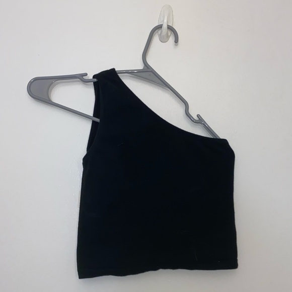 Brandy Melville one shoulder top! - Picture 3 of 4